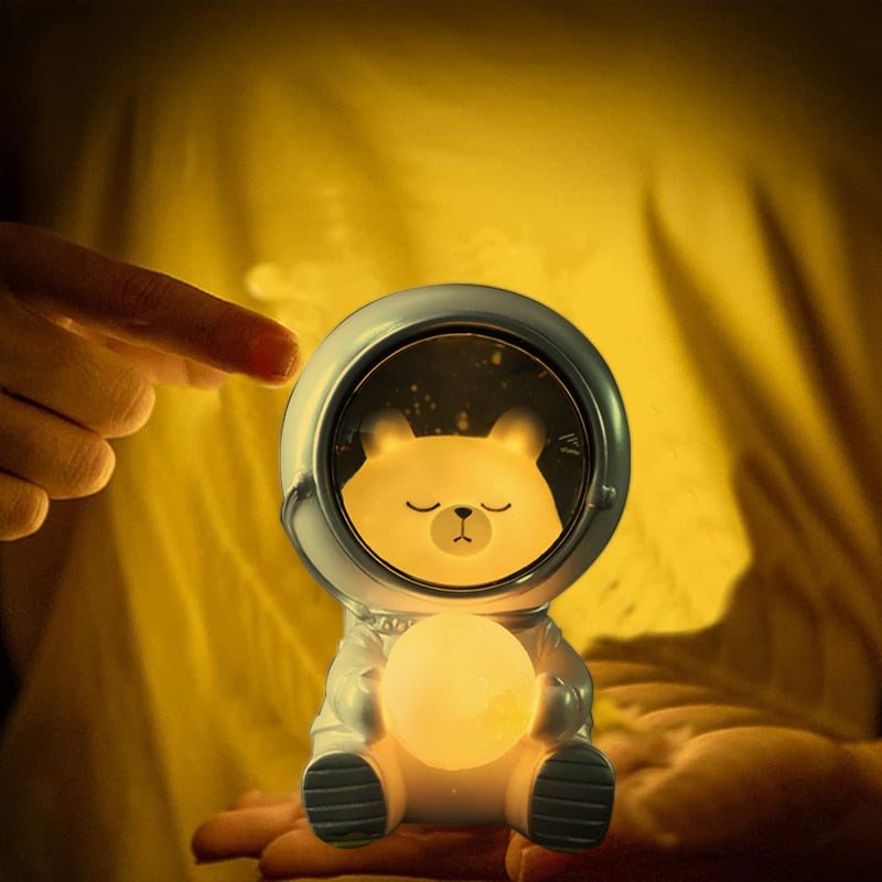 Kawaii Pet Astronaut LED Lamp